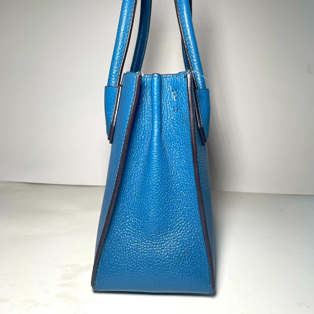 LE Michael Kors crossbody Bundle - Picture 8 of 16